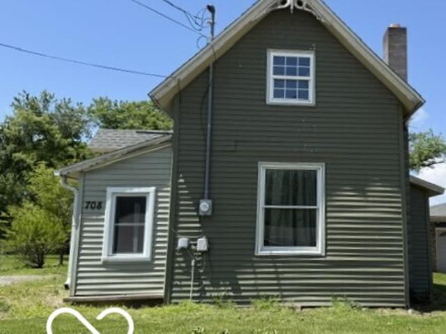 House for sale in Linden, Indiana