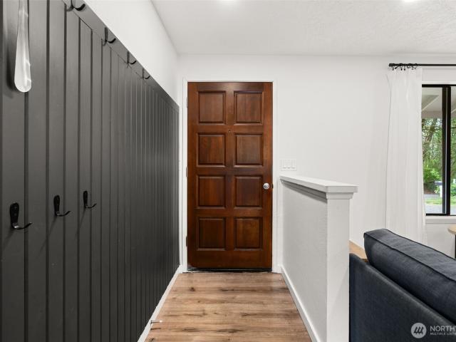 House for sale in Castle Rock, Washington