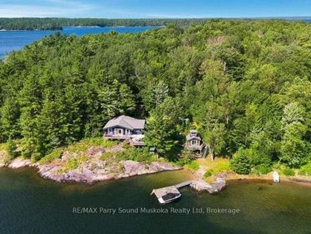 House for sale in Parry Sound, Ontario