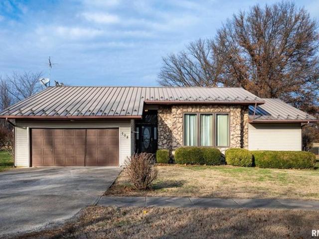 House for sale in Perry, Illinois