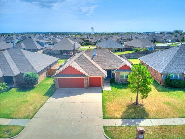 House for sale in Yukon, Oklahoma