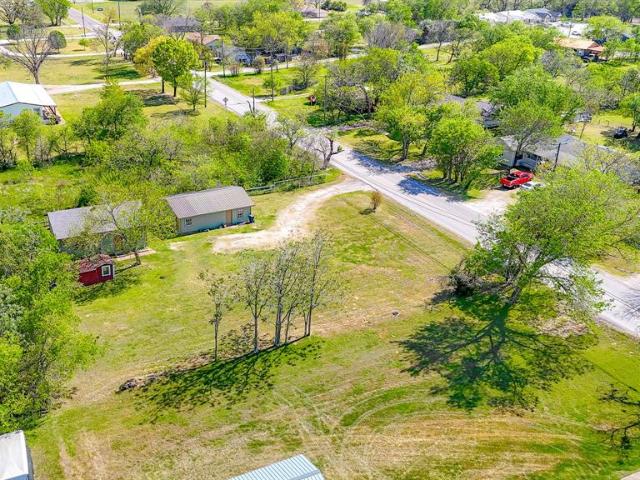 House for sale in Navarro, Texas