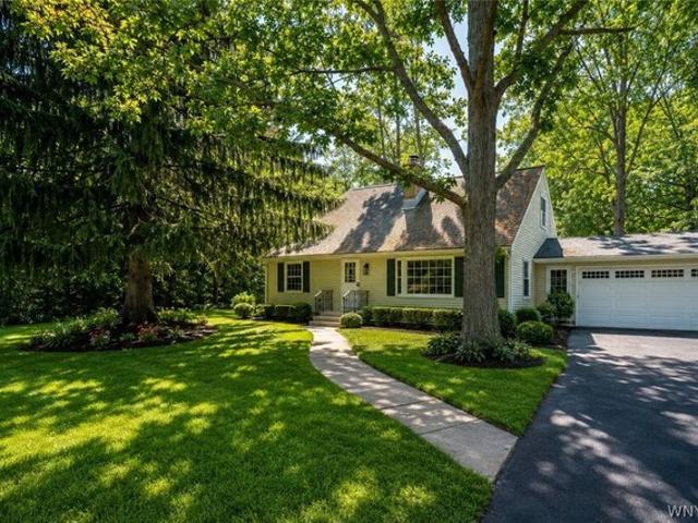 House for sale in Niagara, New York