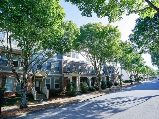 Townhouse for sale in Suwanee, Georgia