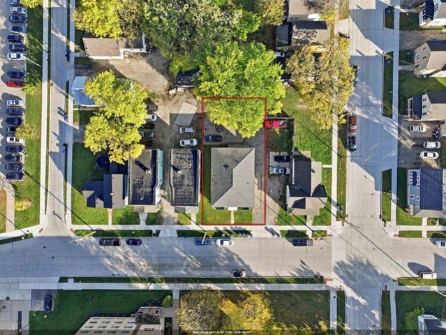 House for sale in Oshkosh, Winnebago County
