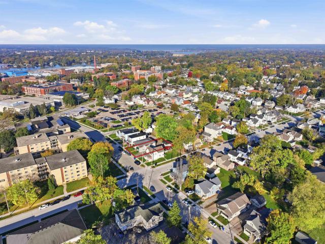 House for sale in Oshkosh, Winnebago County