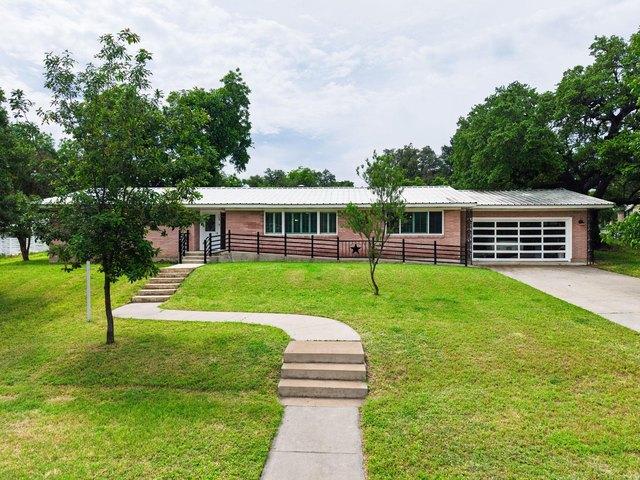 House for sale in Lampasas, Texas