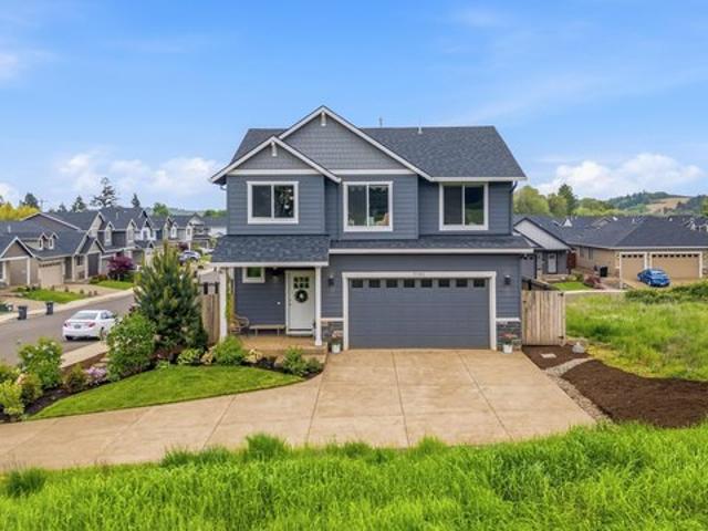 House for sale in Oregonia