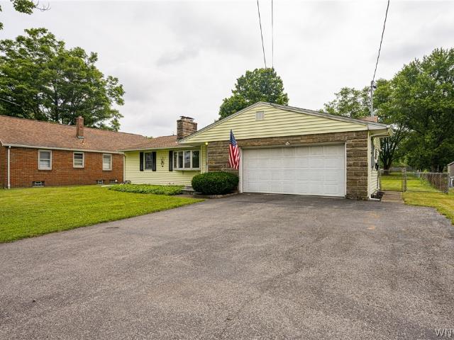 House for sale in Boston, New York