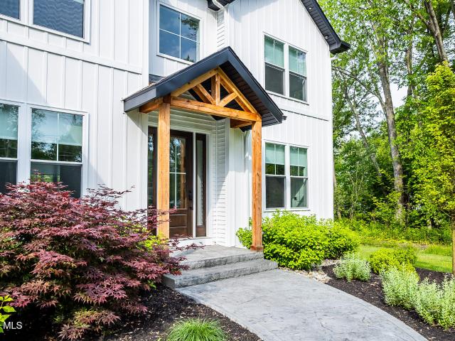 House for sale in Guilderland, New York