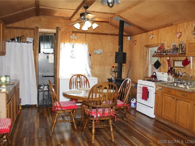 House for sale in Stover
