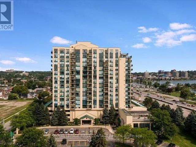 Condo for sale in Barrie, Central Ontario