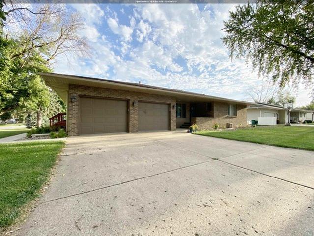 House for sale in Le Mars, Plymouth County