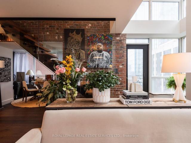 Condo for rent in University—Rosedale, Toronto