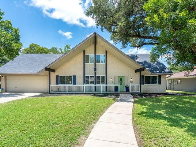 House for sale in Windcrest, Texas