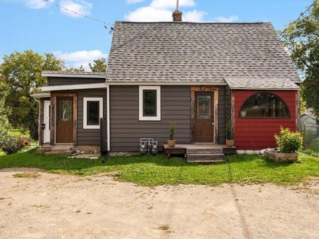 House for sale in Beaver Dam, Dodge County