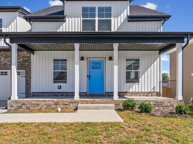 House for sale in Ranch Hill, Clarksville