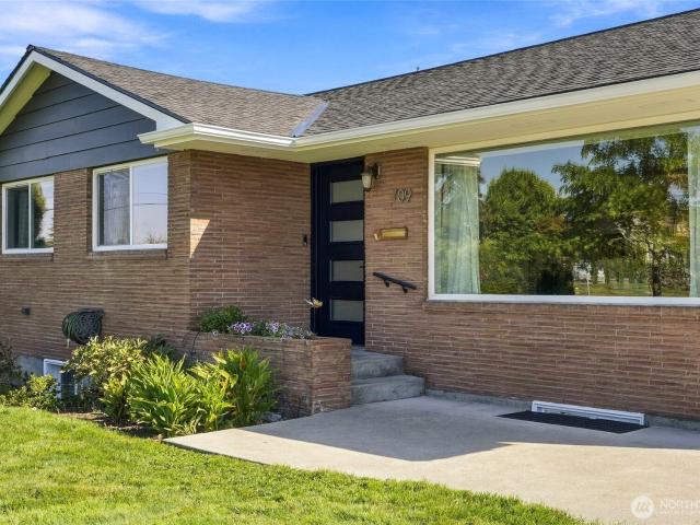 House for sale in Everett, Washington