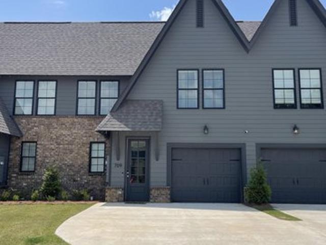 Townhouse for sale in Auburn, Alabama