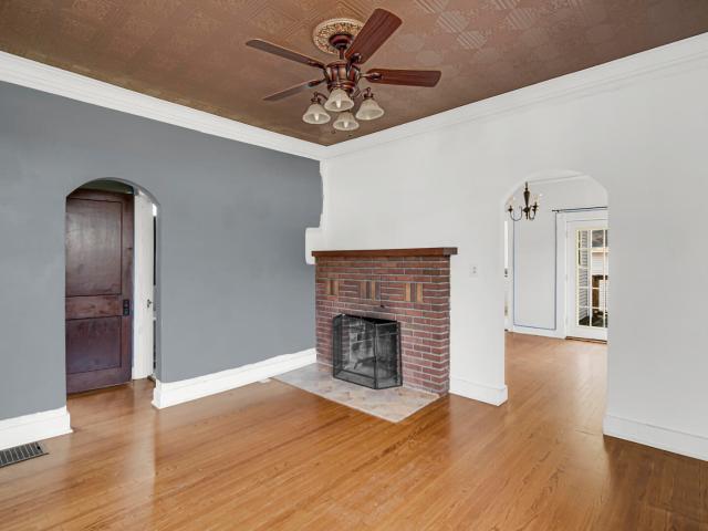 House for sale in Crown Point, Indiana
