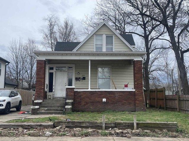 House for sale in Evansville, Indiana