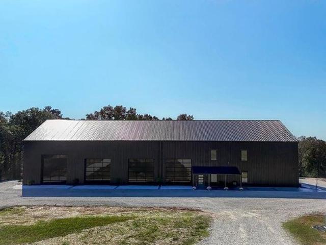 House for sale in De Soto, Missouri