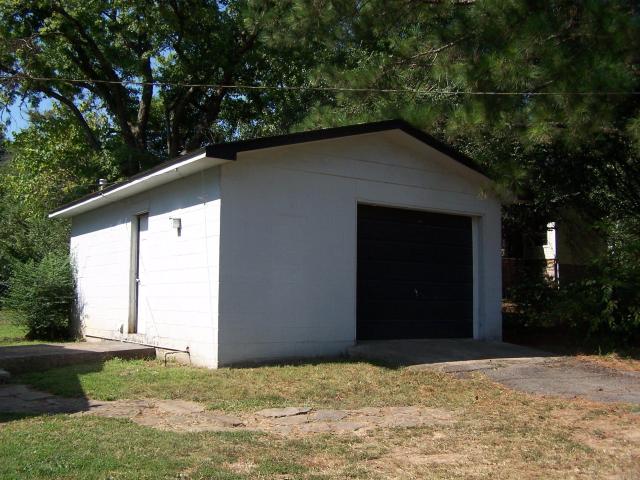 House for sale in Clinton, Van Buren County