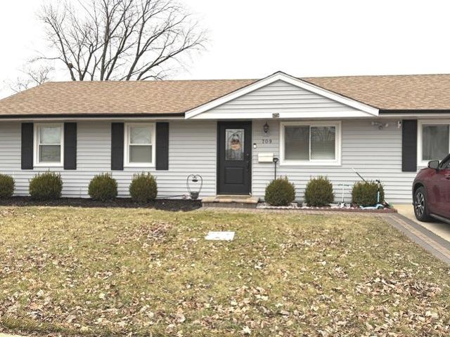House for sale in Romeoville, Illinois