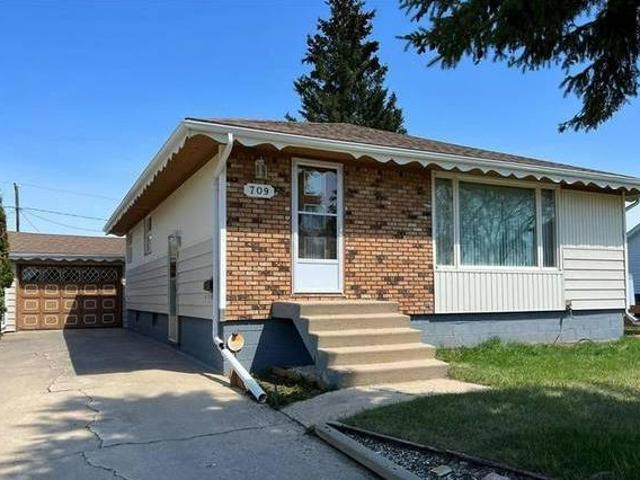 House for sale in Saskatchewan