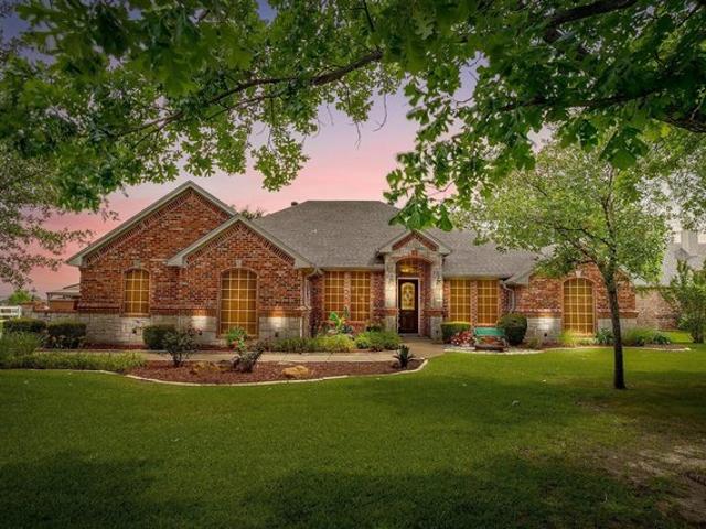 House for sale in Haslet, Texas