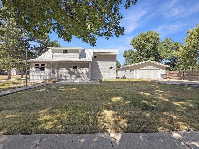 House for sale in Plaza, North Dakota