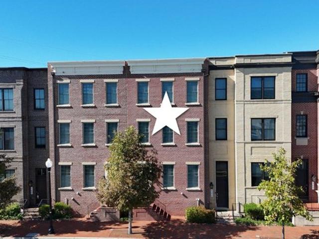 Townhouse for sale in Herndon, Fairfax County