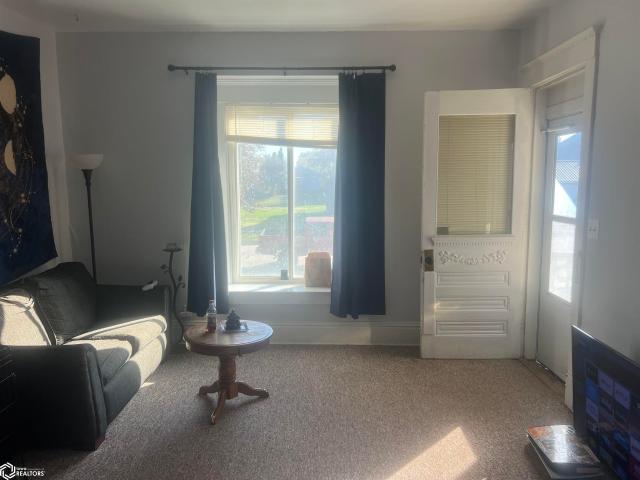 House for sale in Oskaloosa, Mahaska County
