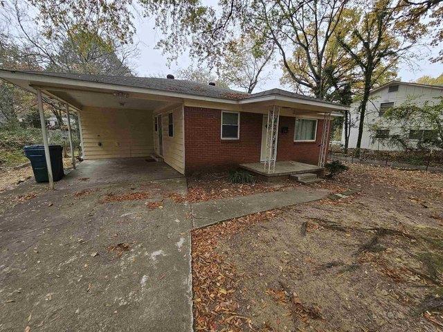 House for sale in Ark