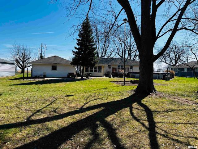 House for sale in Manito, Illinois
