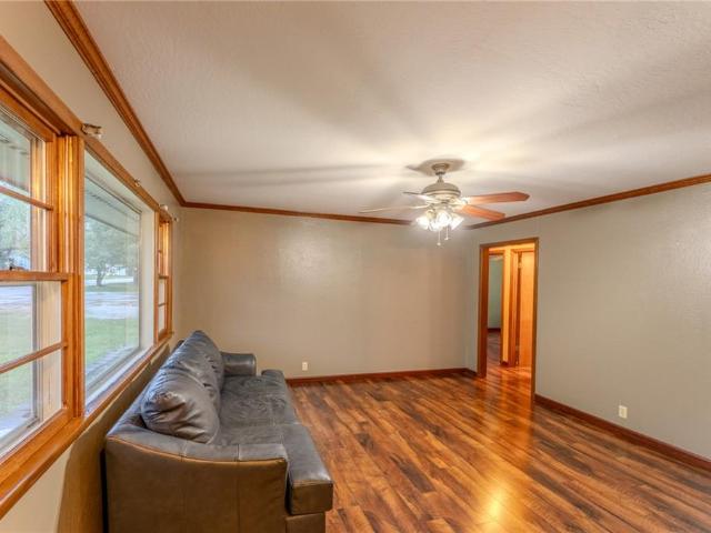 House for sale in Chanute, Neosho County