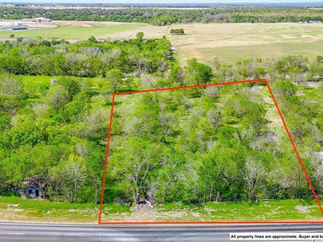 Property for sale in Navarro, Texas