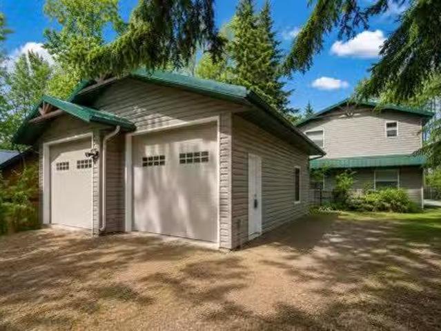 House for sale in Alberta