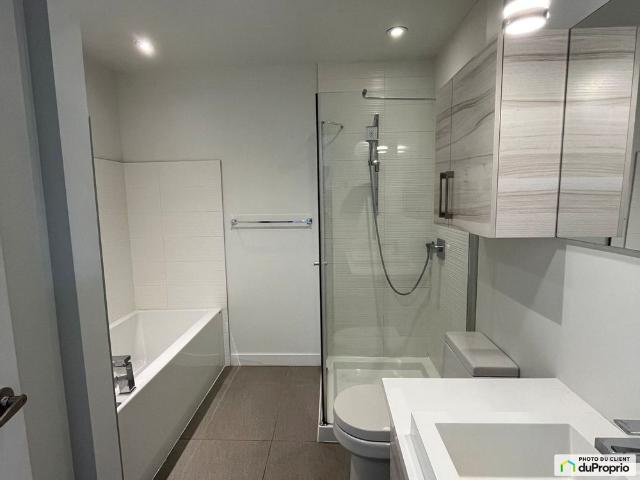 Apartment for rent in Saint-Amable, Montérégie