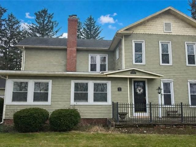 House for sale in Breesport, New York