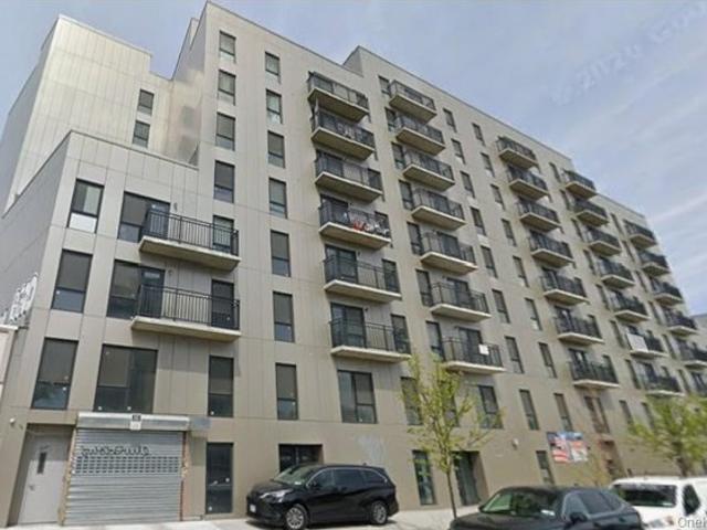 Condo for sale in Queens, Arverne