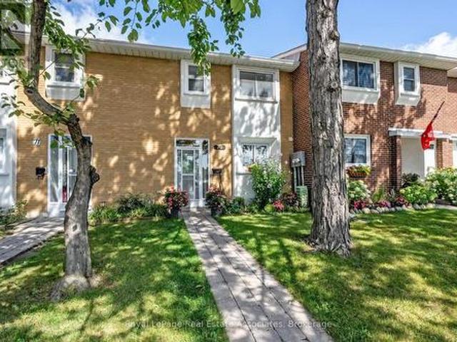Townhouse for sale in Woburn, Ontario