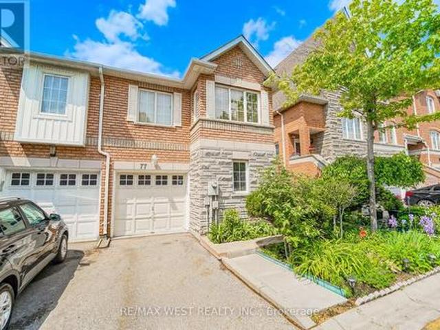 Townhouse for sale in Woburn, Ontario