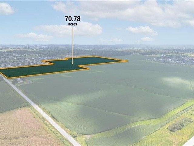 Land for sale in Linn, Iowa