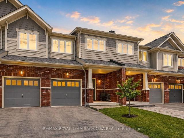 Townhouse for sale in Woburn, Ontario