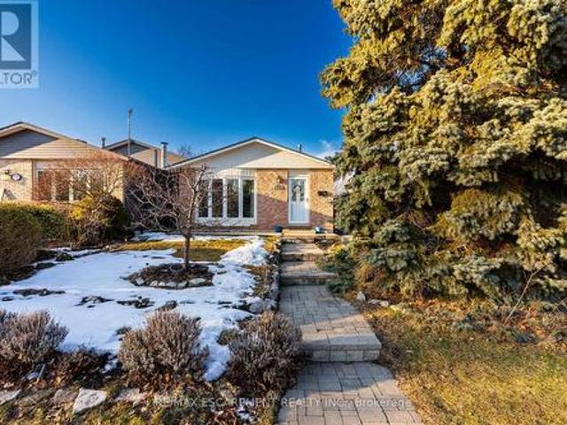 House for sale in Ancaster, Ontario