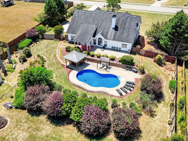 House for sale in Williamson, Georgia