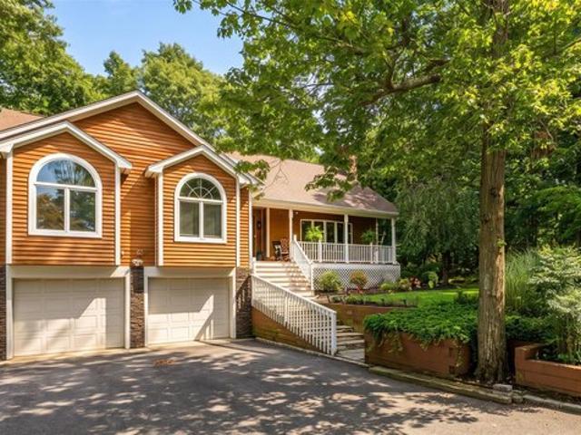 House for sale in Wading River, New York