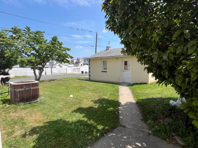 House for sale in Carteret, New Jersey