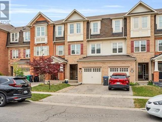 House for sale in Brampton, Golden Horseshoe